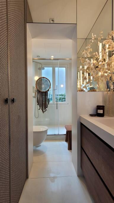 Elegant In Montmartre By An Architect Appartement